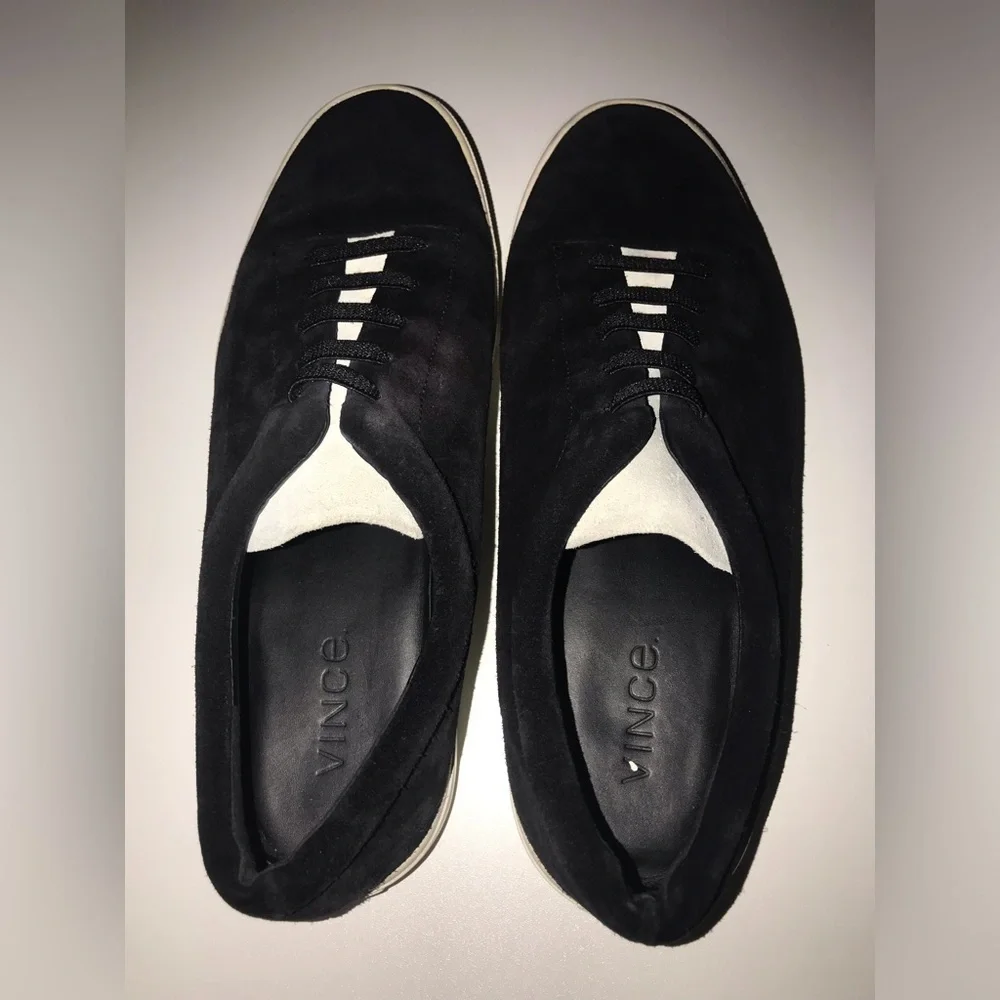 Vince. Sneaker Loafers Casual Shoes, Elastic Laces, Black/ White Size 9.5M